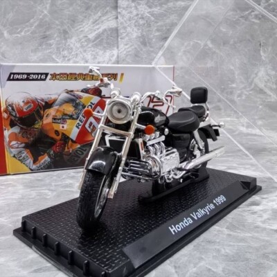 1/24 Scale Tiny Honda Valkyrie 1999 Super Bike Model Toy Racing