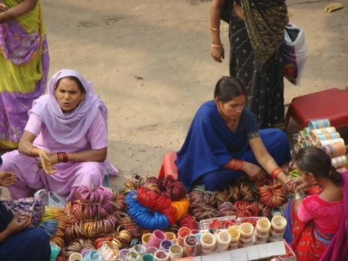 6 bangles traditionnels Indiens roses avec paillettes Bollywood sari Inde - Foto 2 di 4