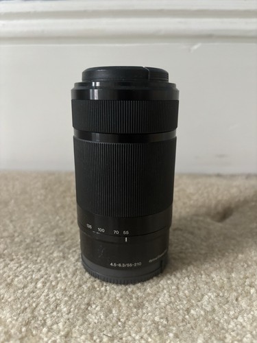 Sony E 55-210mm F/ 4.5-6.3 OSS Zoom Lens SEL55210