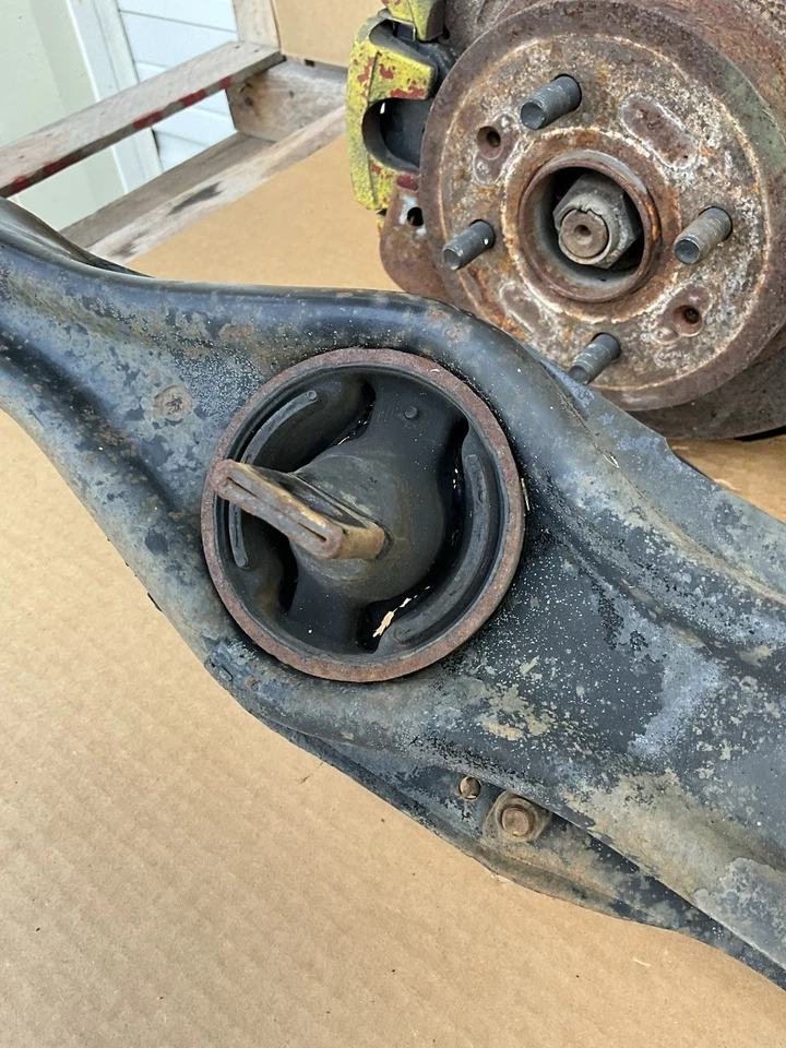 Оригинальный комплект задних продольных рычагов дискового тормоза 92-00 Honda Civic 94-01 Acura Integra - Изображение 4 из 4