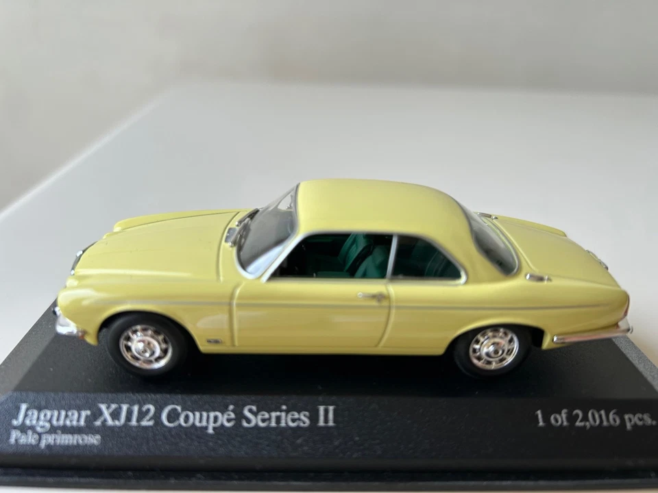 Minichamps Jaguar XJ12 cupé serie II 1975 1:43 Foto 2 de 4