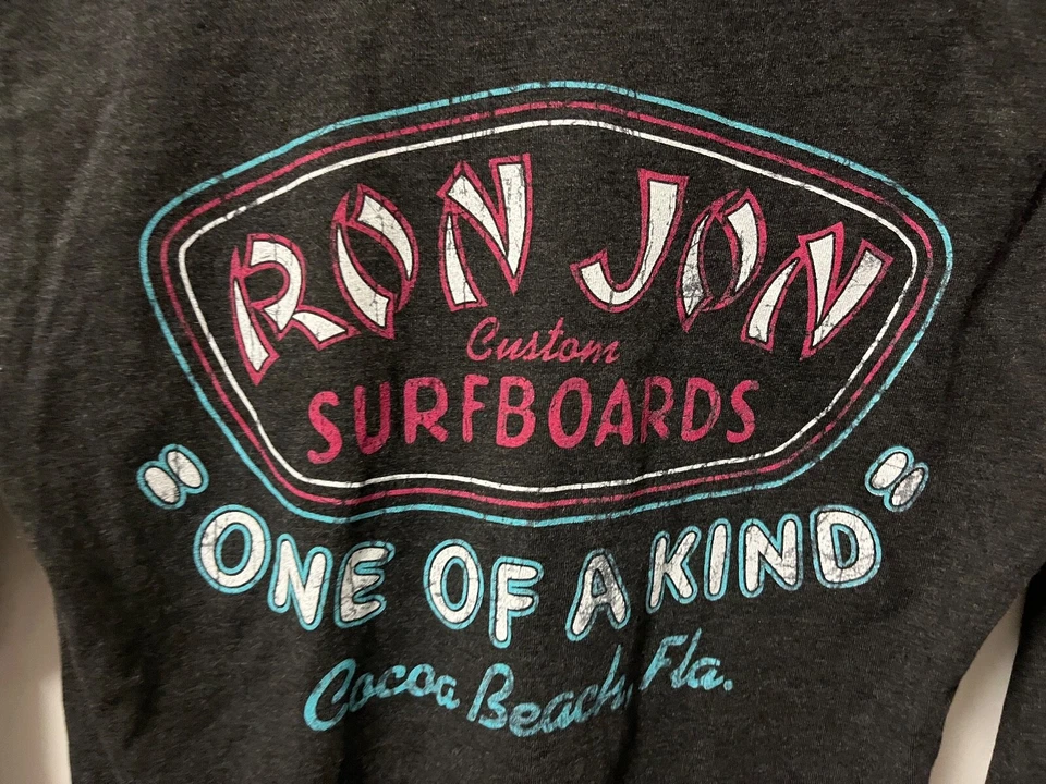 Camiseta Ron Jon Surfboards Única en su Tipo Cocoa Beach FL Envejecida Para Hombre Pequeña Foto 2 de 4