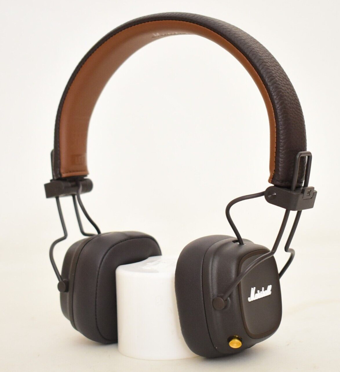 Marshall Major IV Bluetooth Headphone with wireless charging Brown