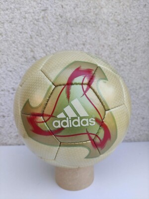 Official Match Ball Adidas FIFA World Cup 2002 Fevernova JFA