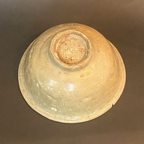 Song/Yuan Dynasty 13th Cent. Green Celadon Earthenware Shipwreck Bowl Indonesia - Picture 7 of 8