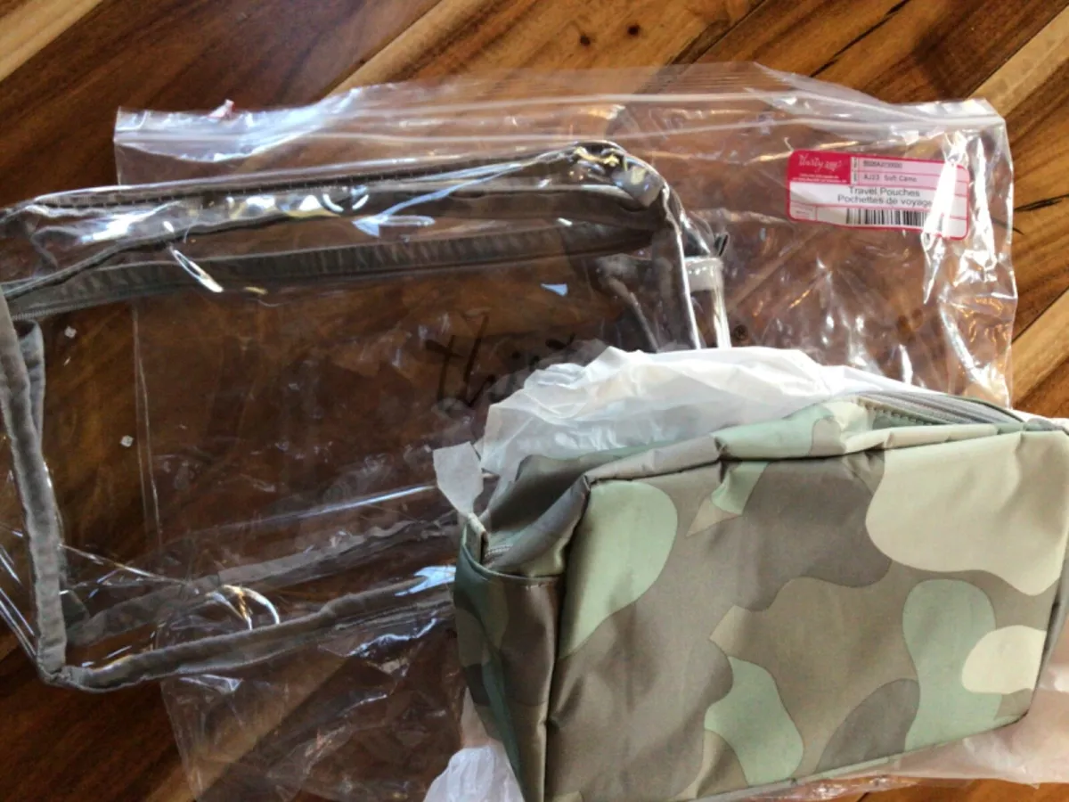 Thirty One Travel Pouches Bundle In SOFT CAMO - Small/Large- NWT