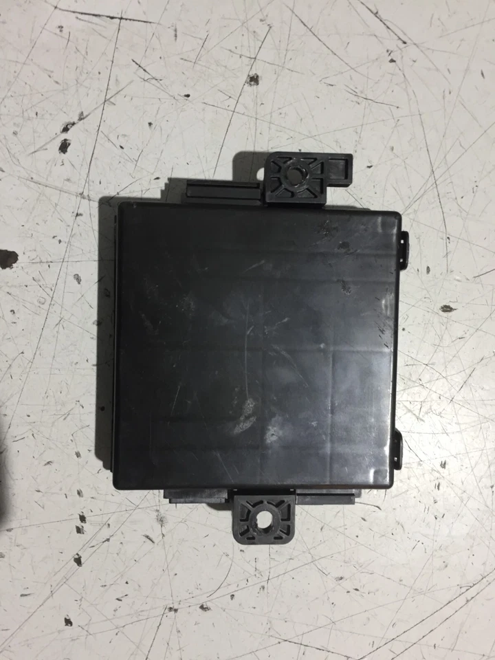 52088415 CENTRALINA ANTENNA  JEEP RENEGADE - CENTRALINA CHIAVI SMART KEY - Immagine 2 di 4