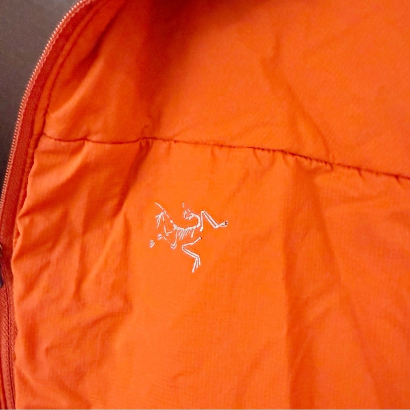 Men's Arc'teryx Jacket Sz L thumbnail 3