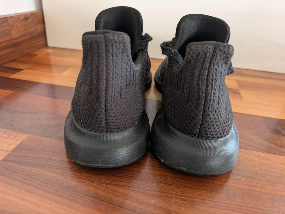 Adidas Swift Run Triple Black mesh running trainers size uk 7 eu 40.5 - Image 3 of 4