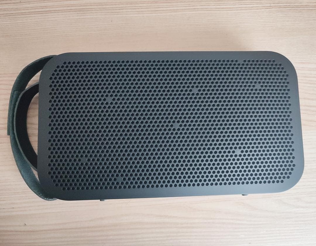 Bang & Olufsen Beoplay A2 Bluetooth B&O Play Portable Speaker Used