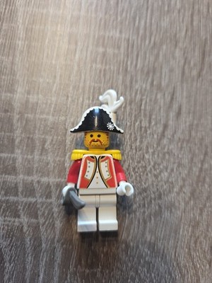Lego   Pirates Minifigur pi074 Imperial Guard - Admiral with White Plume Triple