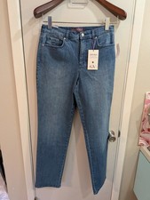 Gloria Vanderbilt "Amanda" 8Regular Blue Jeans Ladies New w/Tags