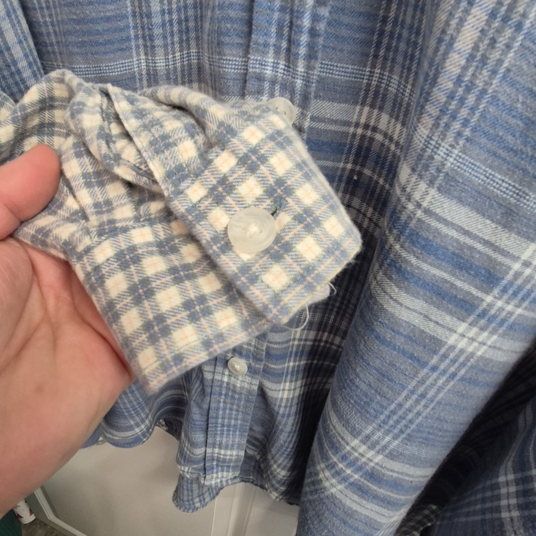 American Eagle Oversized Button Down Collard Flan… - image 4