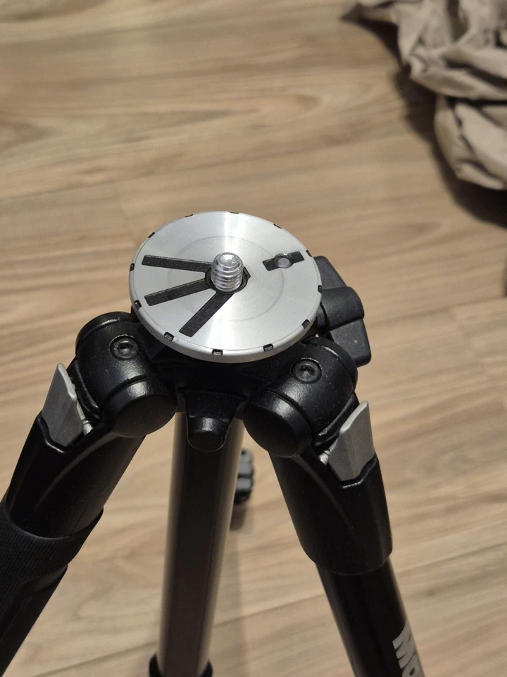 Manfrotto 290 Xtra Aluminium 3-Wege-Kopfstativ - Schwarz (MK290XTA3-3W) - Bild 3 von 4