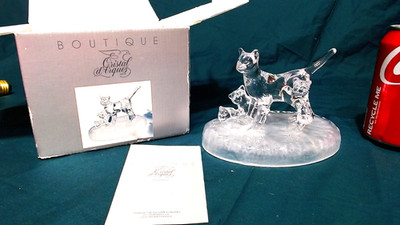VINTAGE CRISTAL D 'ARQUES 24% LEAD CRYSTAL CAT FAMILY FIGURINE 4-1/2'' FRANCE NIB