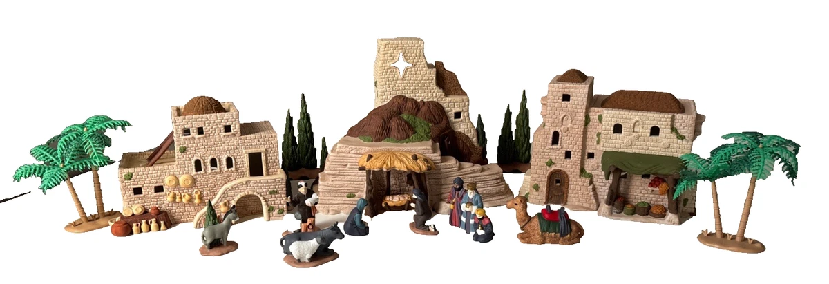 Department 56 Heritage Village Collectible Villages & Houses for