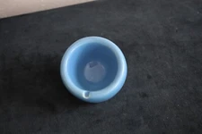 Vtg  CERAMIC ASHTRAY Light BLUE 4x3"