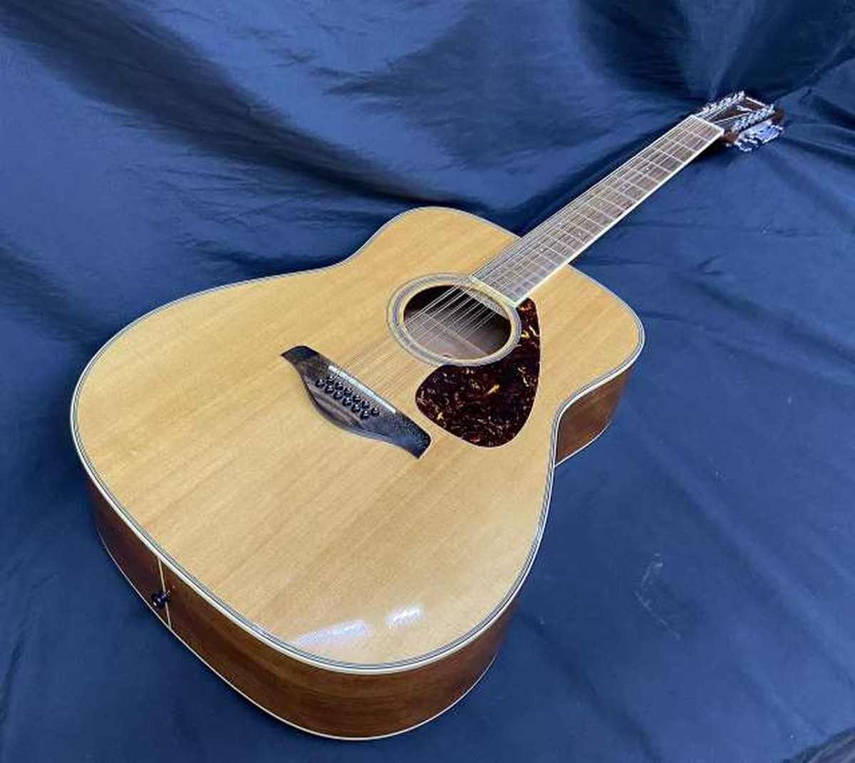 YAMAHA FG720S ボデイ補修跡あり　檄鳴り YAMAHA FG720S 【返品OK】[SL614]【神戸店在庫】（中古）【楽器