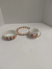 Action 3-Piece Child's Porcelain Dinnerware Set Plate, Bowl & Cup W/Bear Print
