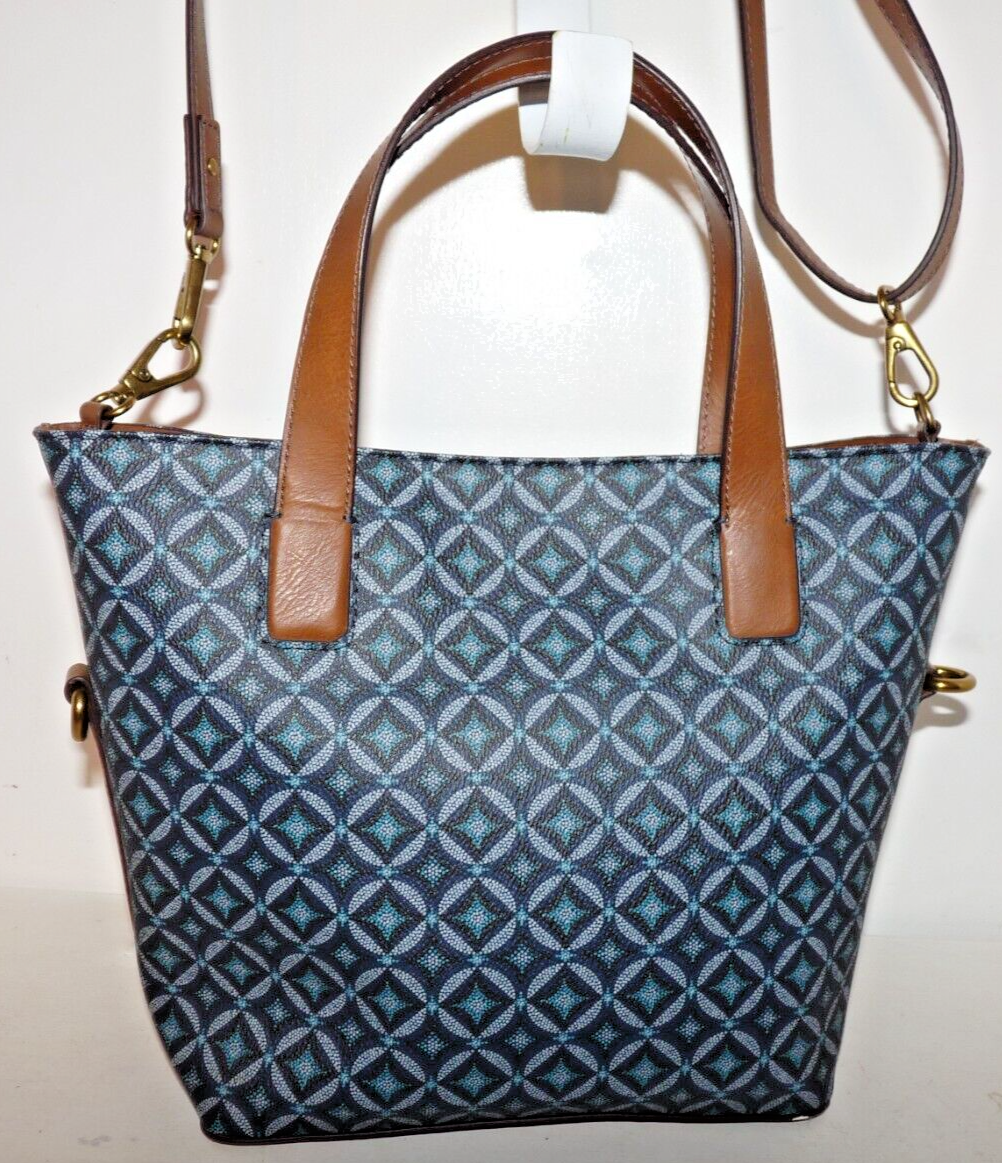 FOSSIL Signature Graphic Canvas Medium Crossbody Purse Bag 2 Way