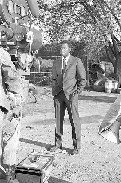 Sidney Poitier waiting for shooting a scene in In the Heat of the- Old Photo