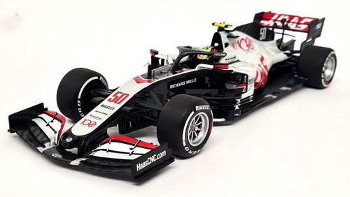 Minichamps 1/18 HAAS F1 Team VF-20 Mick Schumacher FP1 Abu Dhabi GP 2020 F1 Car - Picture 3 of 10