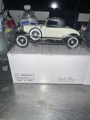 1928 Lincoln Coupe Roadster ARKO Scale 1:32 die cast #22810 Gray/Black NOS (F82)