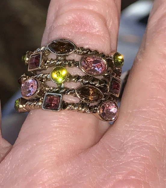 Nuevo Anillo Disfraz Saks Quinta Avenida Talla 8 Foto 4 de 4