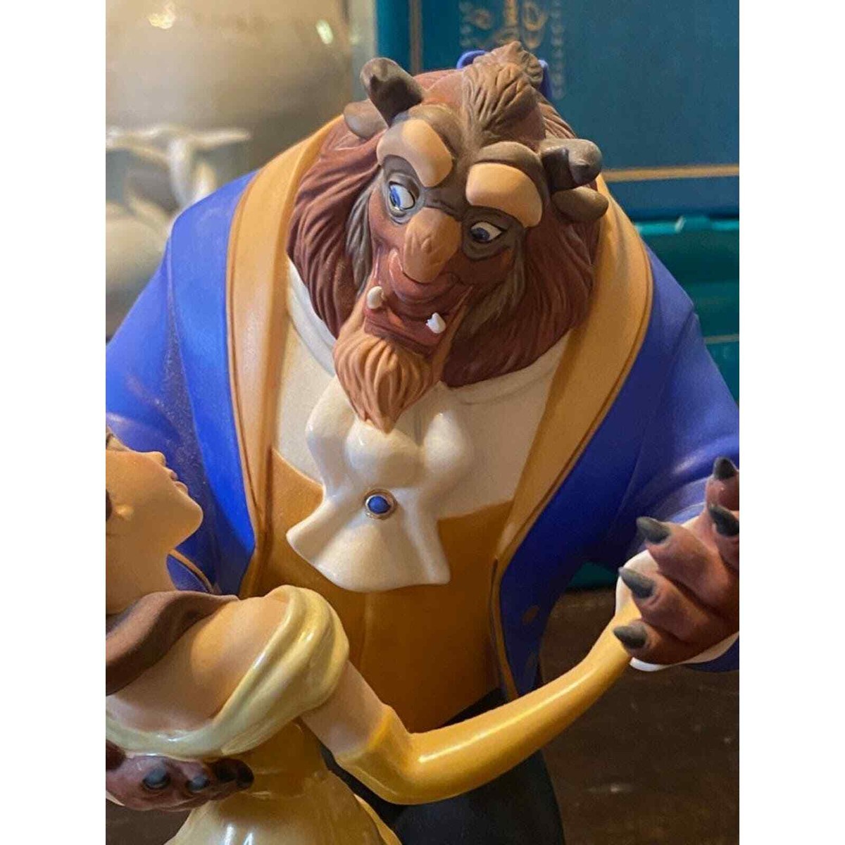wdcc　美女と野獣　フィギュア　“Tale As Old As Time” WDCC Beauty And The Beast Belle And Beast Tale As Old As