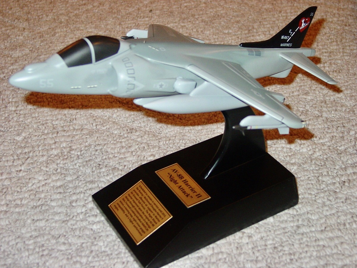 AV-8B Harrier II 