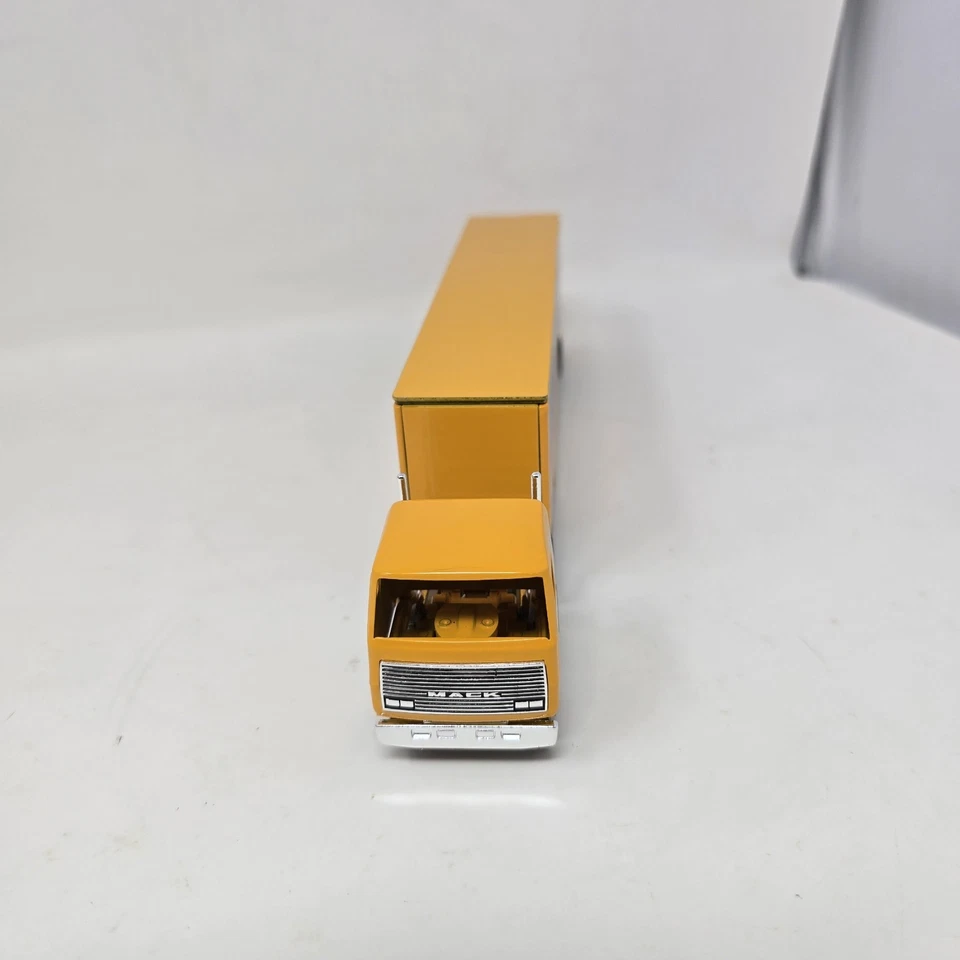 Remolque tractor Winross Kodak Film Racing Team Rick Wilson #4 Oldsmobile Foto 3 de 4