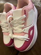 Girls Pink White Colorblock Roller Sneakers with Removable Wheels Lace Up