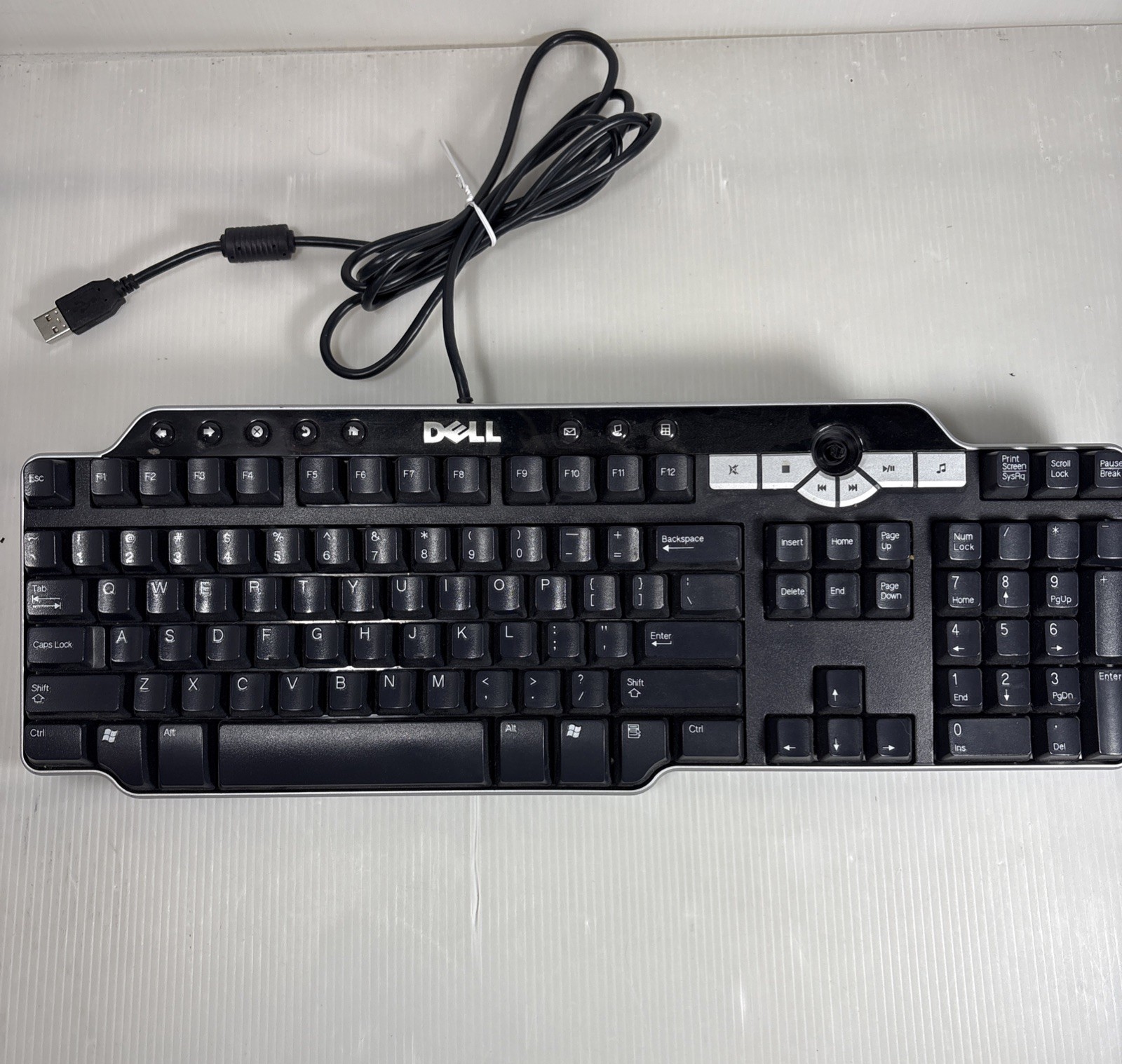 Dell SK-8135 USB Wired Multimedia Keyboard Black