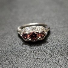 Sterling silver sparkly rhinestone ring size 7