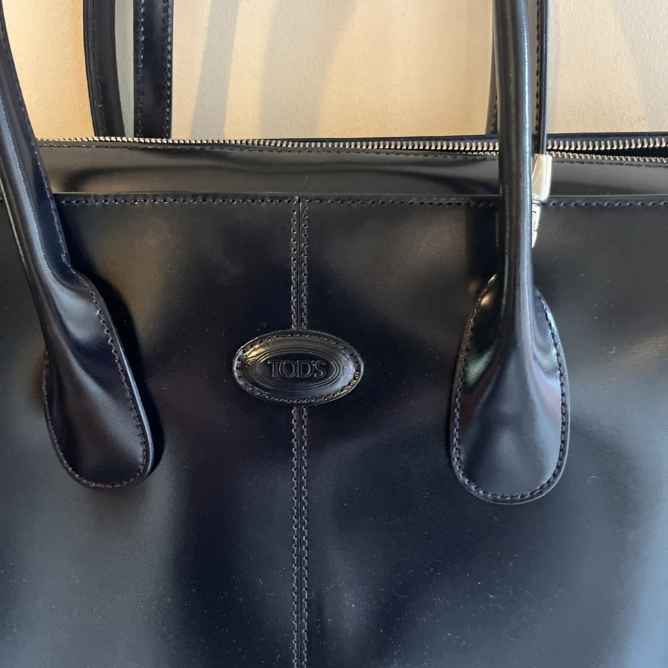 Black Tod’s Iconic Lady Diana Di D Convertible 2 Handle Shoulder Bag Top Zip VG - Image 2 of 4