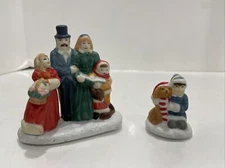House Of Lloyd Christmas Carolers Lot Of 2