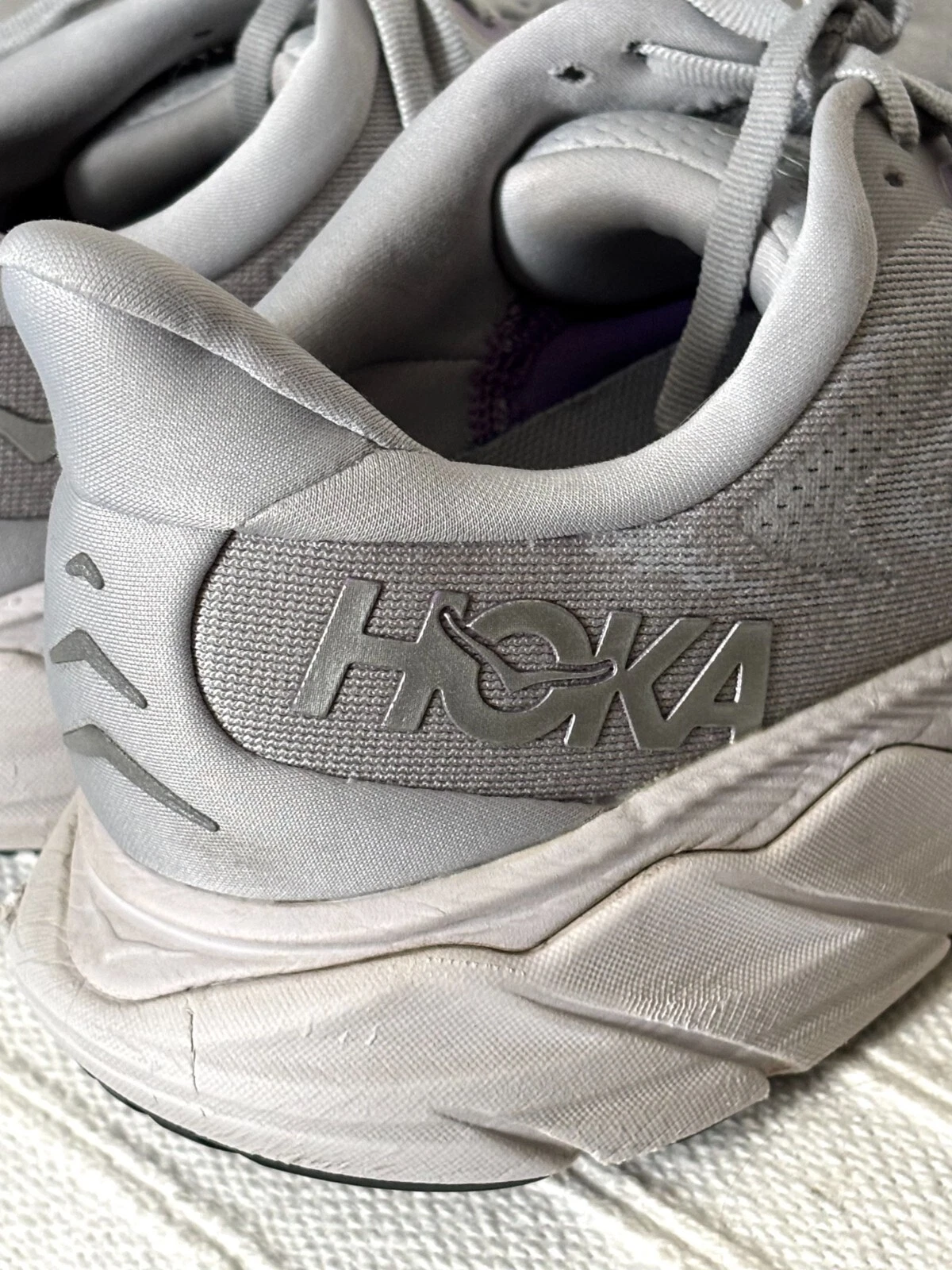 Scarpe da corsa HOKA One One Arahi 6 Harbor Mist da donna taglia 10B