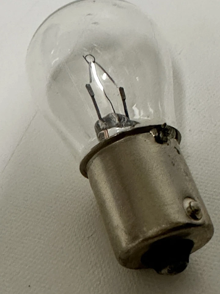 Two Miniature Aviation Cockpit/Wing/Tail Light Bulbs, GE-1777 & GE 307 - Image 2 of 4