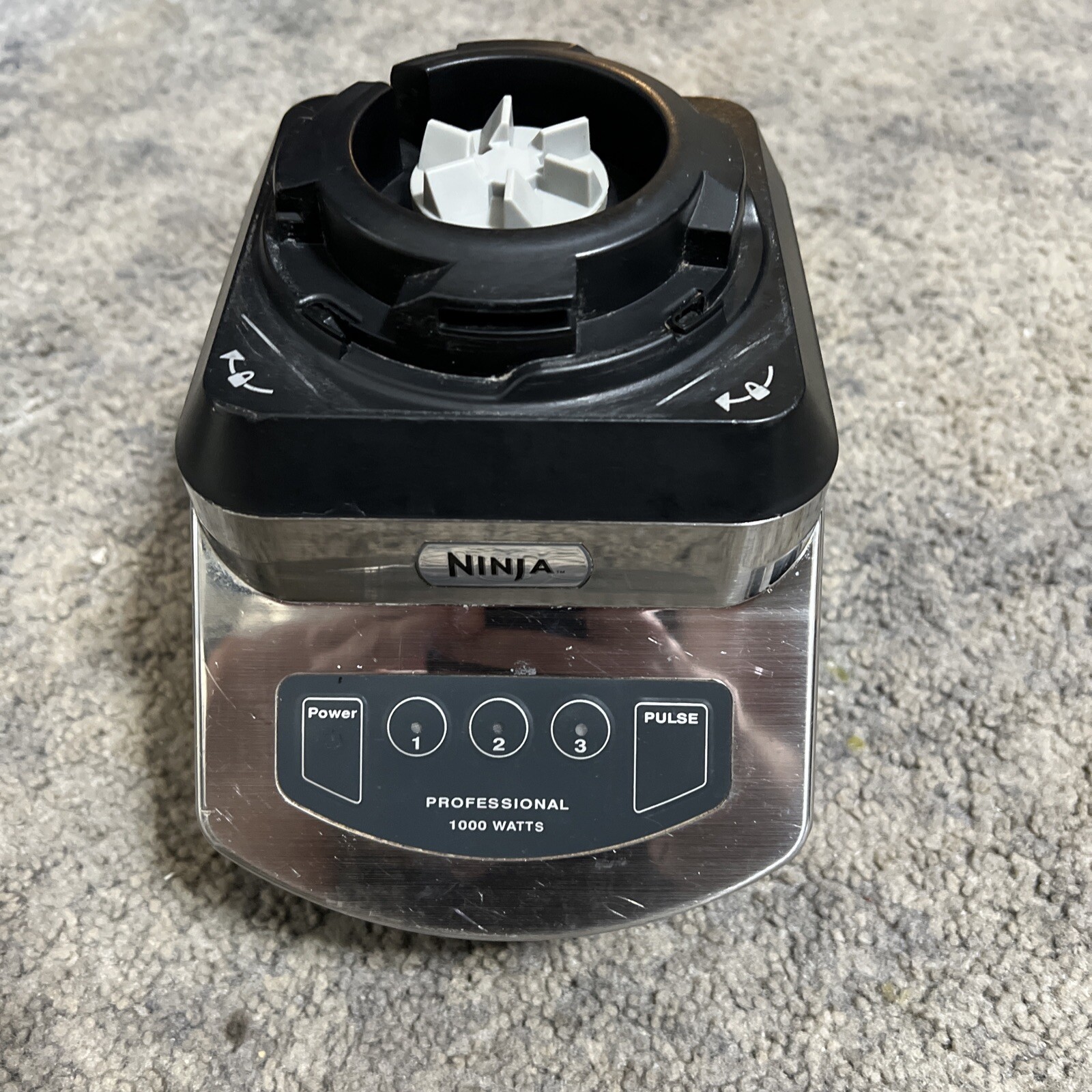 Ninja Professional Blender NJ600 30 with 1000W Motor Base Only Tested Works-image