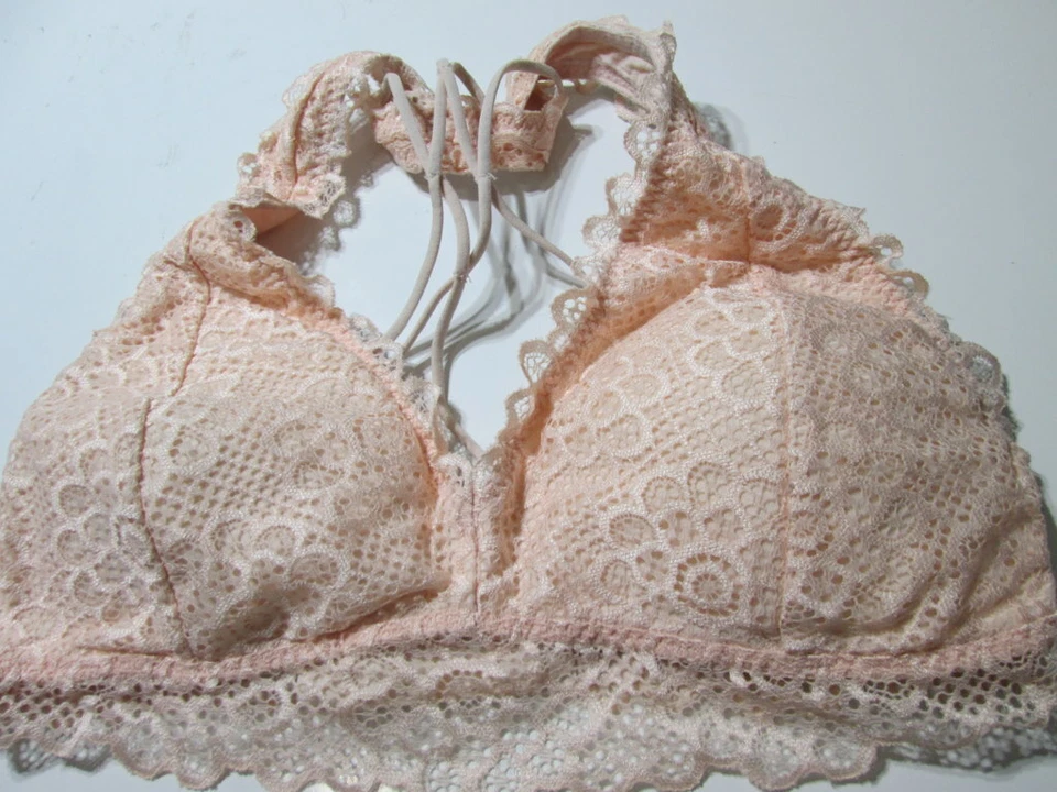 Sujetador Gilly Hicks Talla S Rosa Claro Forrado Inalámbrico Espalda Cruzada Bralette Ajustable Foto 4 de 4
