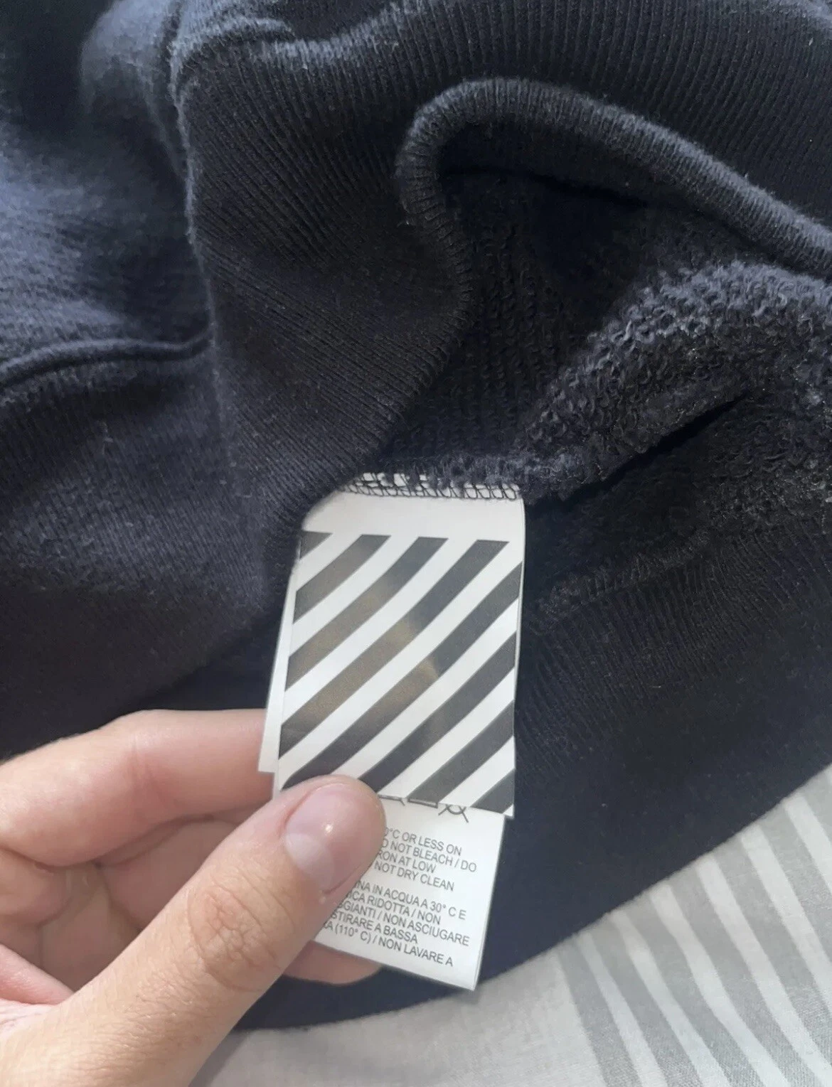 OFF WHITE Felpa con cappuccio diagonale teschio da uomo SS19