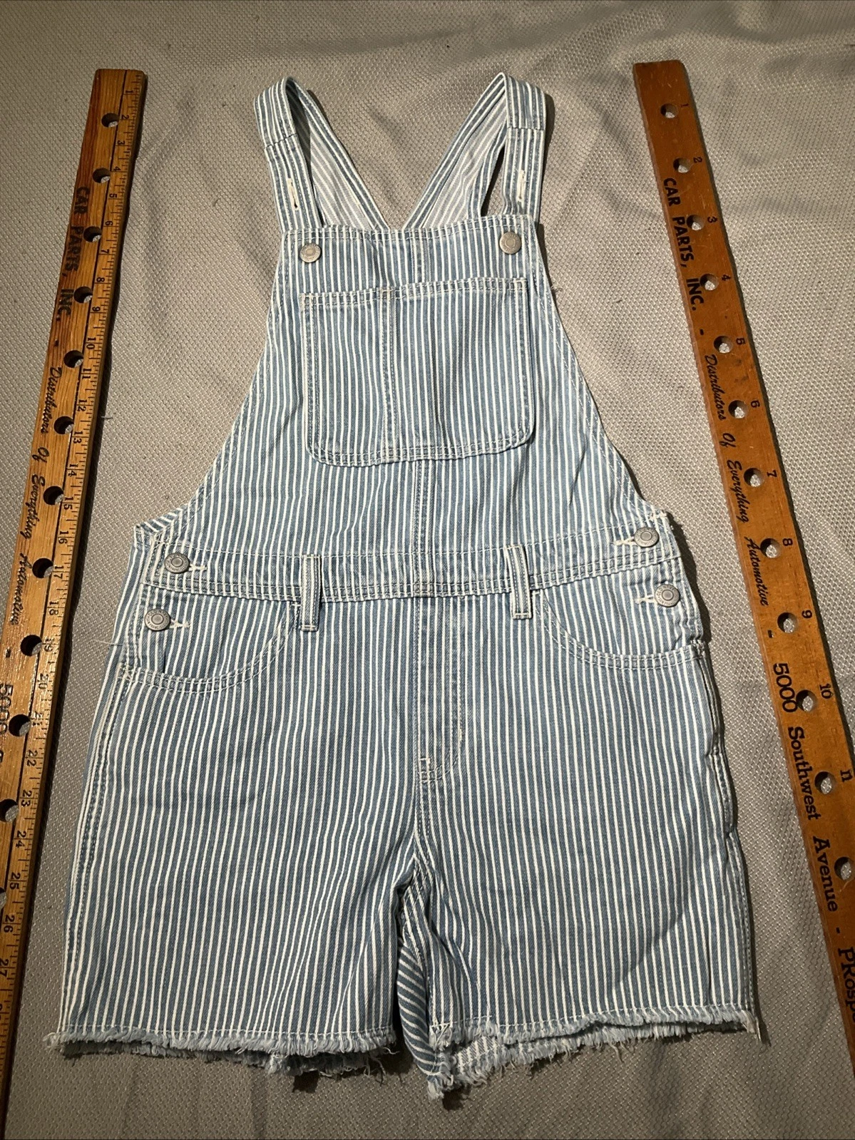 Gap Overalls Youth Kids 10-12 Large Blue Denim Railroad Stripe Farmer Shortalls