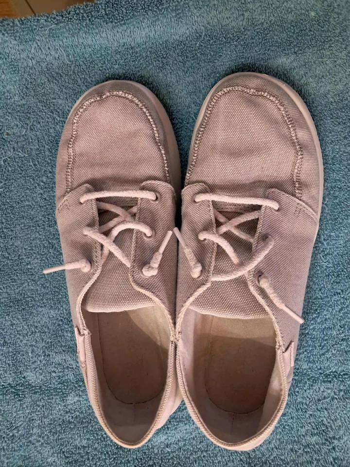 Zapatos cómodos Chaco Chillos; para mujer talla 8 (gris claro/blanco) Foto 4 de 4