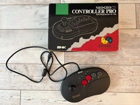 BOXED NEO GEO AES CONSOLE 1 (ONE) CONTROLLER PRO 4 GAMES 110/220 AC Adapter