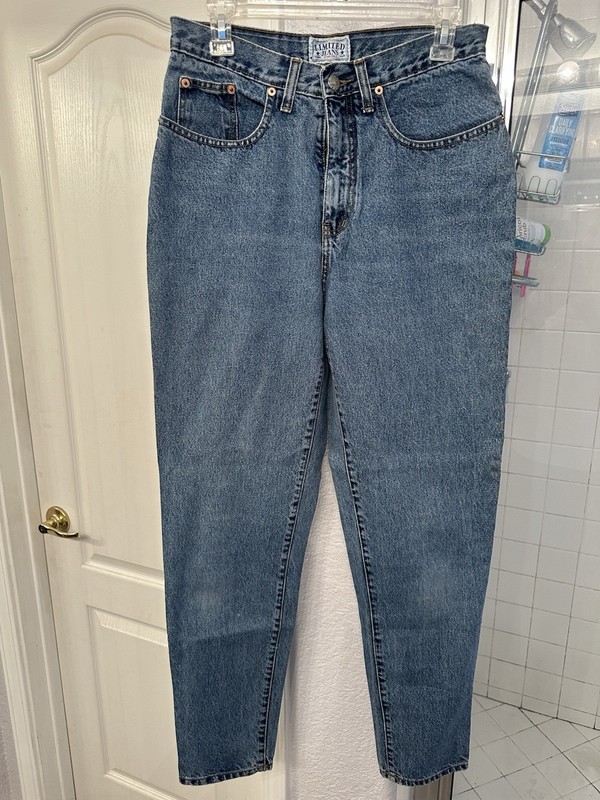 LIMITED JEANS, Women’s Med Wash Straight Leg Denim Jeans, Sz 11/12, Gently Used