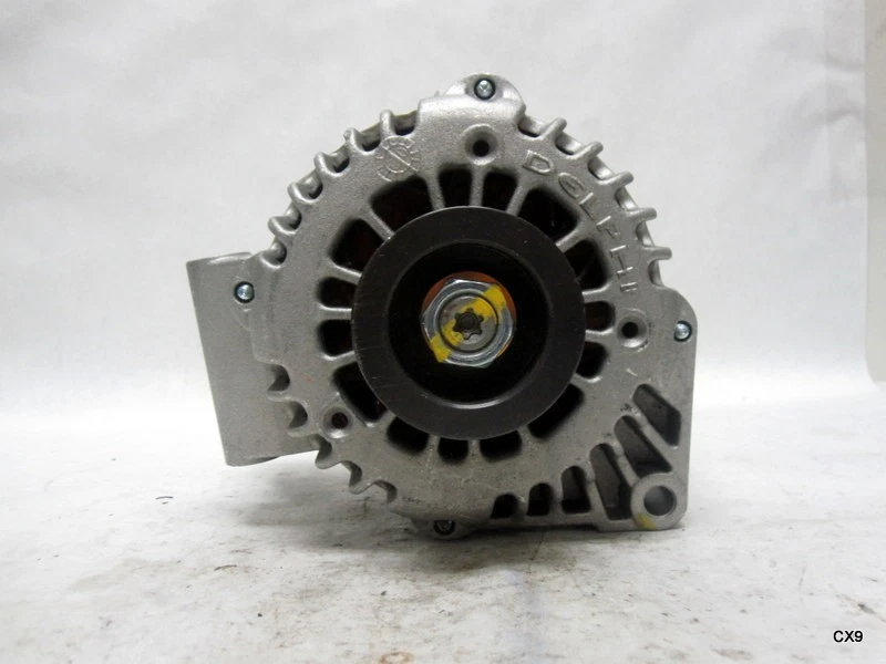 Alternador DAMAGED 8289612 para 2004 Chevrolet Impala, 2003-2004 Buick Regal - Imagem 2 de 4