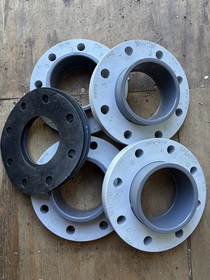 4  Spears Schedule 80 Slip  Vanstone Flanges With EPDM Gaskets Lot Of 4 854-040