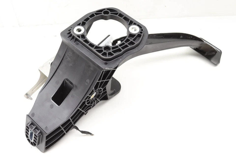 BMW 330I 2019-2024 - Conjunto de pedal de freno 6874281 Foto 3 de 4