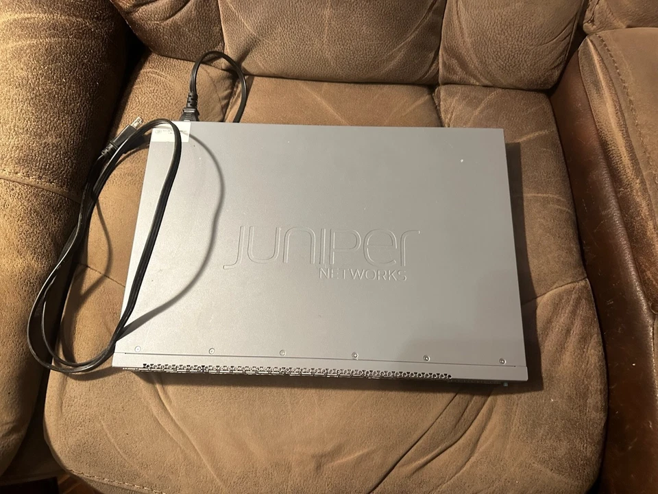 Juniper EX2300-48P Switches Managed Poe+ Junos 48 Port. TESTED. W Power cord. - Image 2 of 4