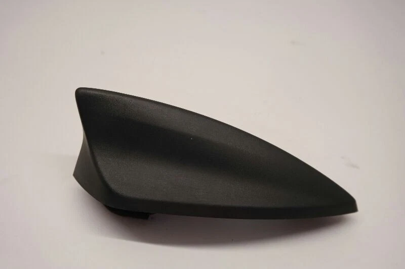 Chevrolet Malibu 2015-2016 antena montada en el techo  Foto 4 de 4